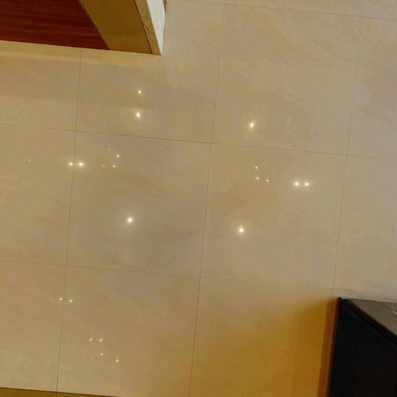 Shreeji Vatika Hotel Surat Exterior photo